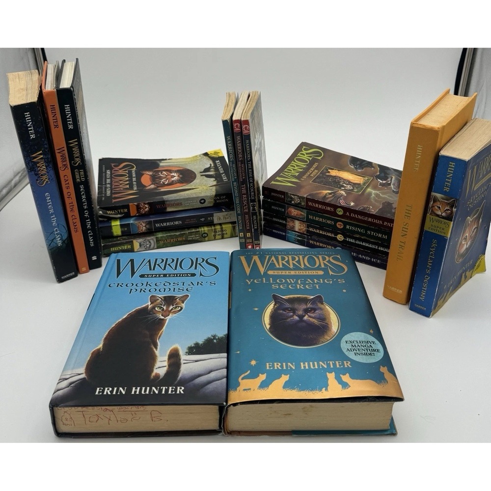 Warriors‎ Erin Hunter Book Lot Of 17 Mixed Hardcover Paperback Super Editions